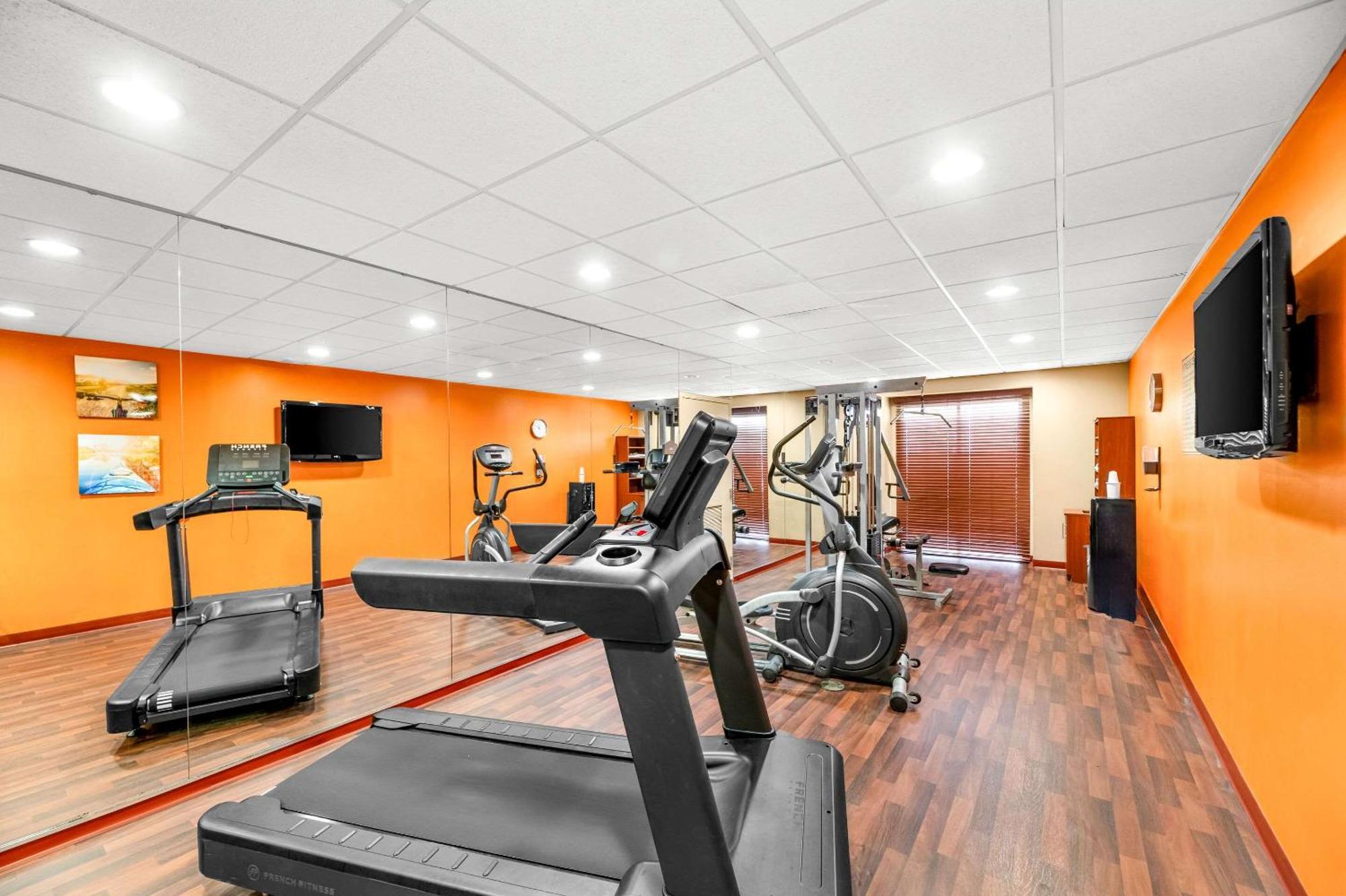 Comfort Suites Orlando Airport Ngoại thất bức ảnh